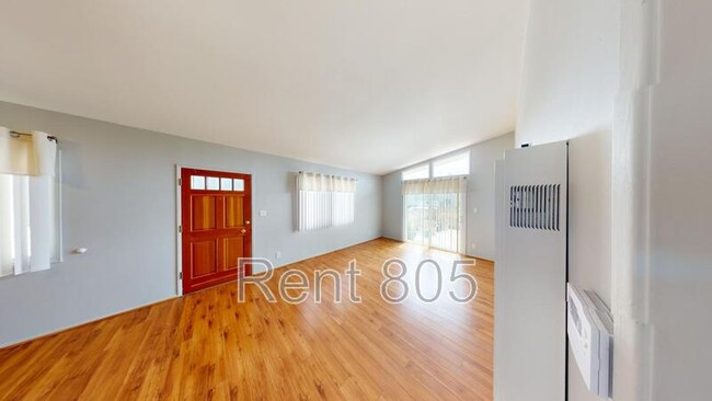 Building Photo - 3407 Rexford St