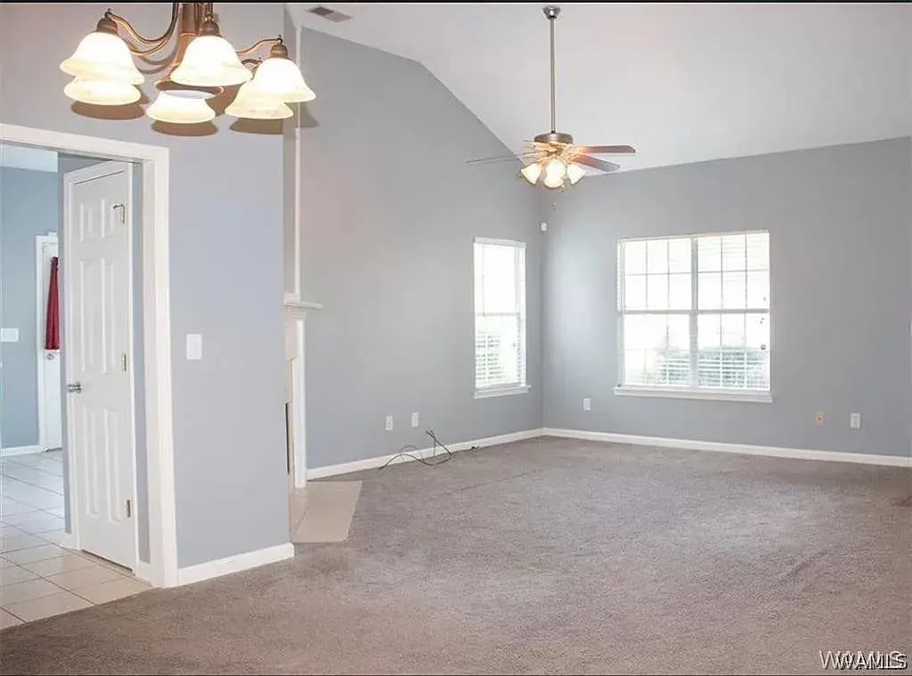 Building Photo - 831 Columbiana Rd