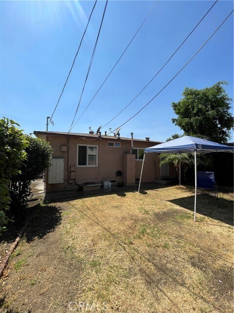 Building Photo - 8602 Tilden Ave