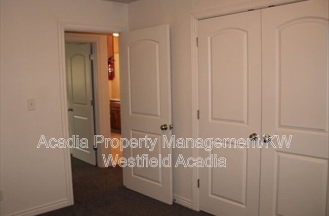 Building Photo - 315 E 600 S St