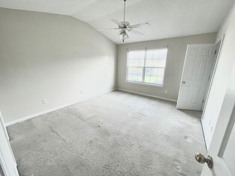 Building Photo - 7134 Georges Way