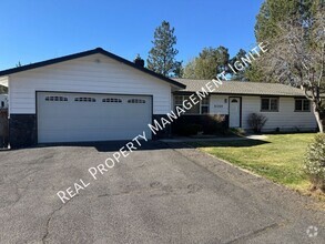 Building Photo - 61509 Twin Lakes Loop