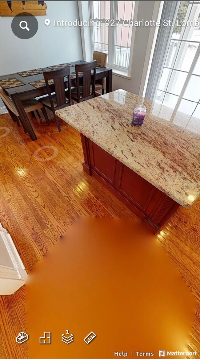 Building Photo - 927 S Charlotte St