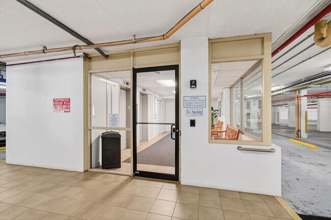 Building Photo - 4511 S Ocean Blvd