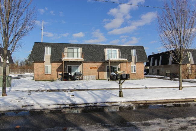 Building Photo - 4306 Norman Dr SE