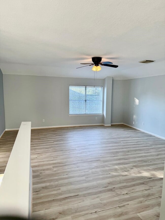 Building Photo - 6537 Canyon Mist Ln