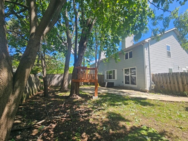 Building Photo - 1260 Derby Ln