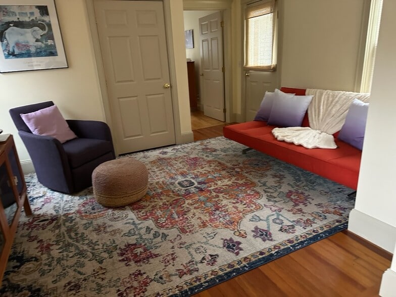 Building Photo - 41 Arnold St