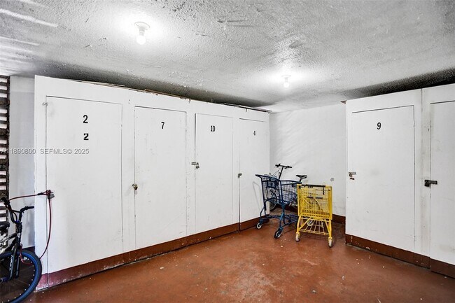 Building Photo - 1811 Jefferson St