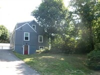 Building Photo - 16 Lopresti Rd