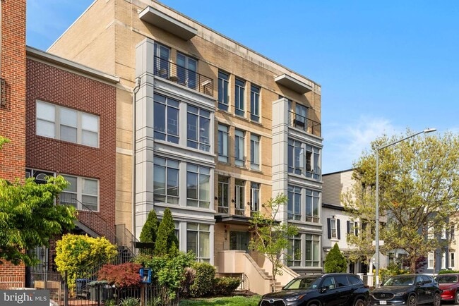 Building Photo - 435 R St NW