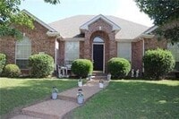 Building Photo - 123 Hillcrest Dr