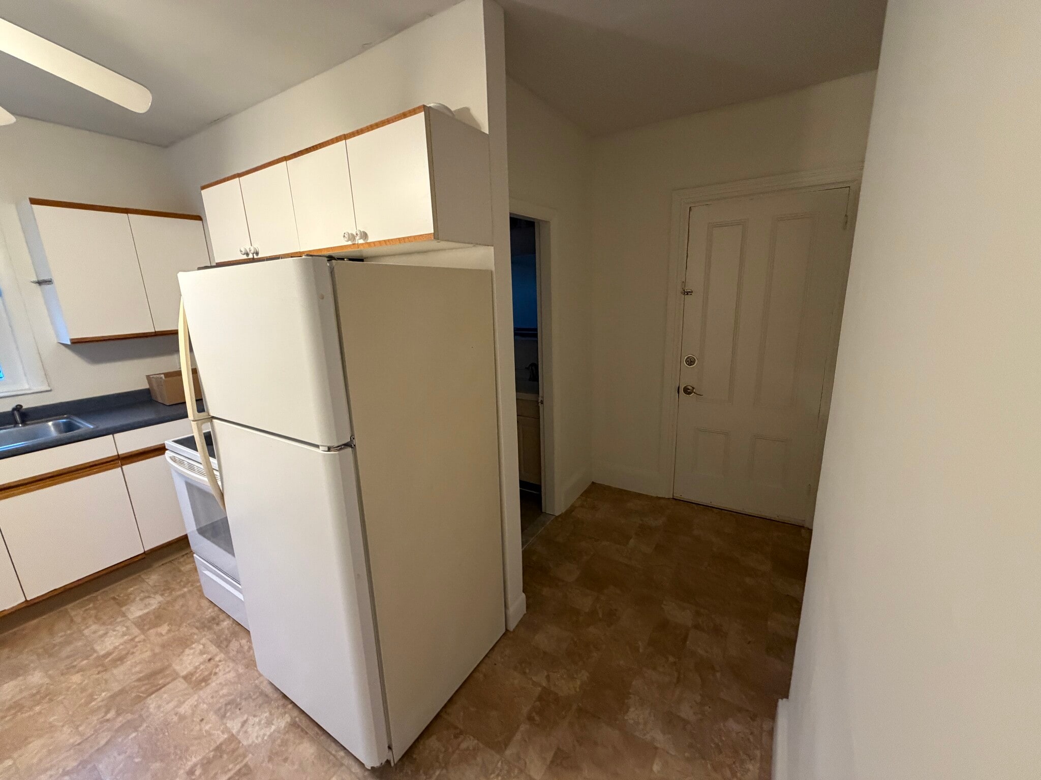 Building Photo - 74 Mount Prospect St