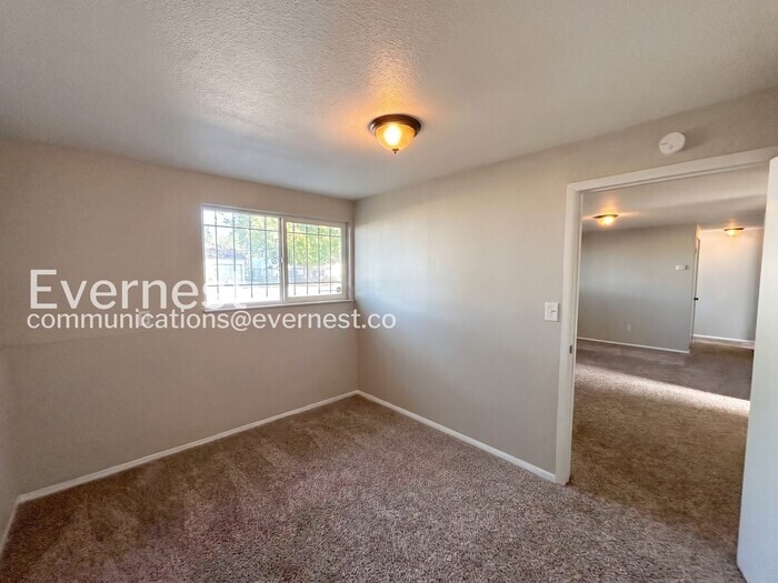 Building Photo - 4096 Colony Hills Cir