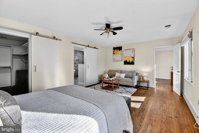 Building Photo - 3227 Ellicott St NW