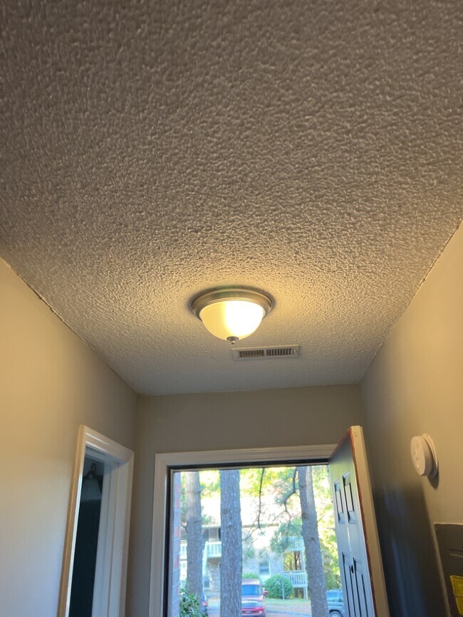 Building Photo - 1502 Halston Cir NW