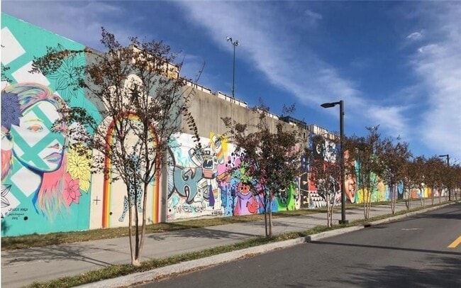 Building Photo - 536 Highland Ave NE