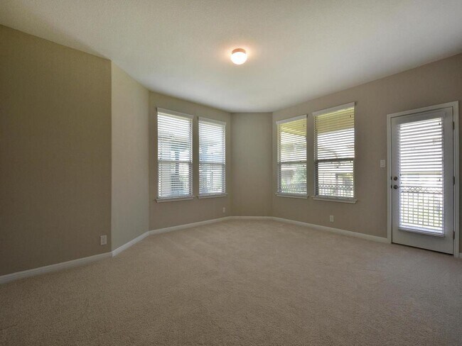 Building Photo - 7320 Bandera Ranch Trail