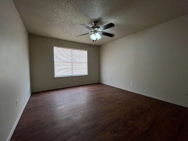 Building Photo - Affordable 2-Bedroom in South Lubbock