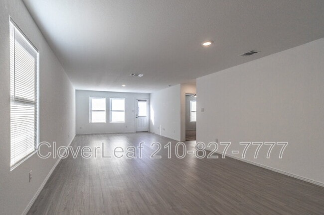 Building Photo - 5867 Coahulia Rdg