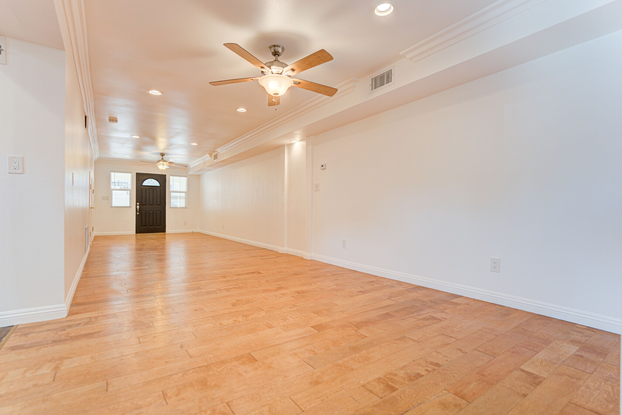Building Photo - 22020 Village Way Dr