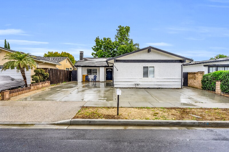 Building Photo - 5676 Bloomfield St