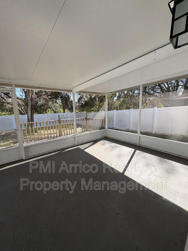 Building Photo - 4009 Forecast Dr