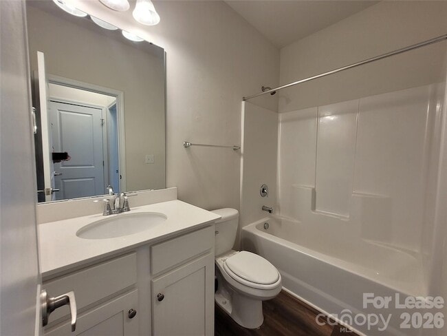 Building Photo - 144 Spring Forest Dr