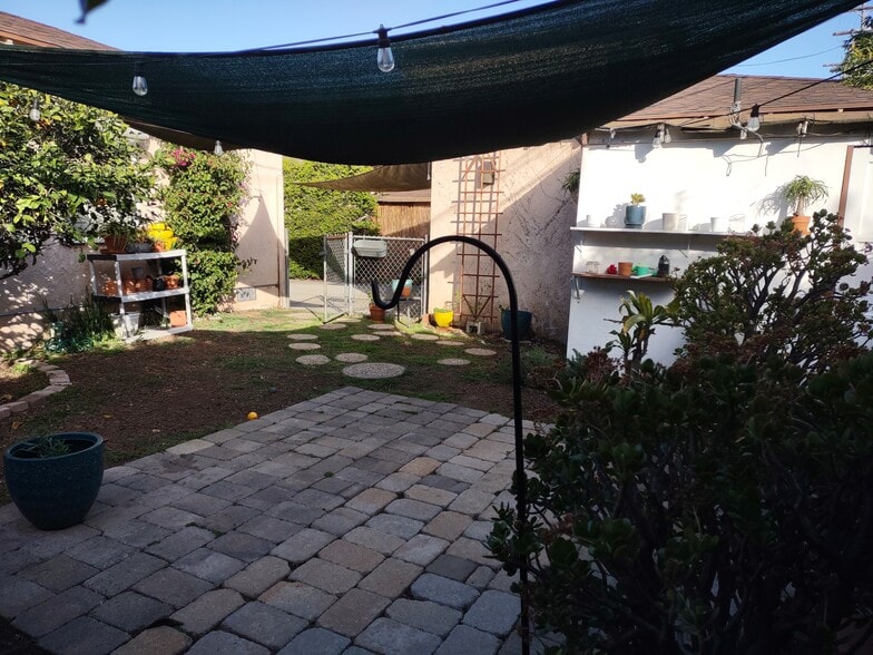 Building Photo - 4265 Sawtelle Blvd