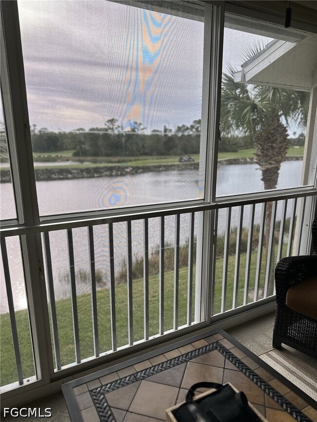 Building Photo - 10381 McArthur Palms Ln