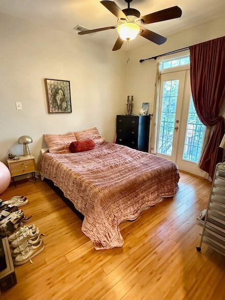 Building Photo - 4424 Holland Ave