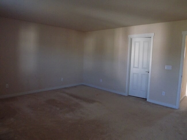 Building Photo - 18616 94th Ln E