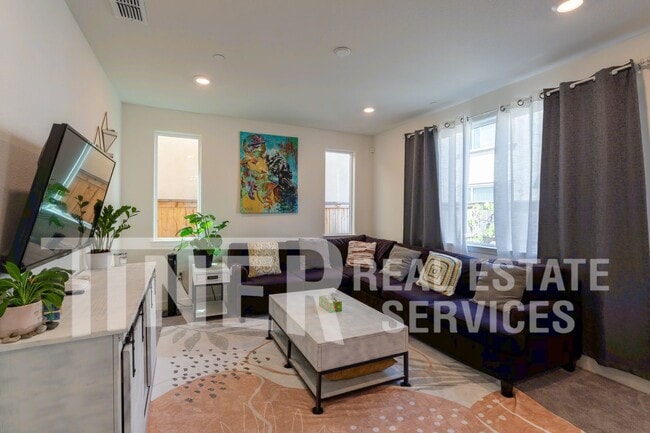 Building Photo - 3555 Nuestra Ave
