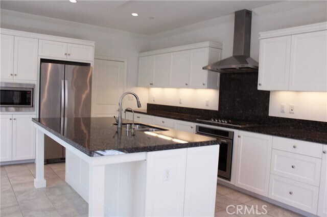 Building Photo - 177 Frontier