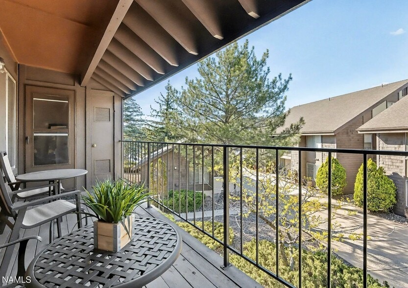Building Photo - 1200 S Riordan Ranch St