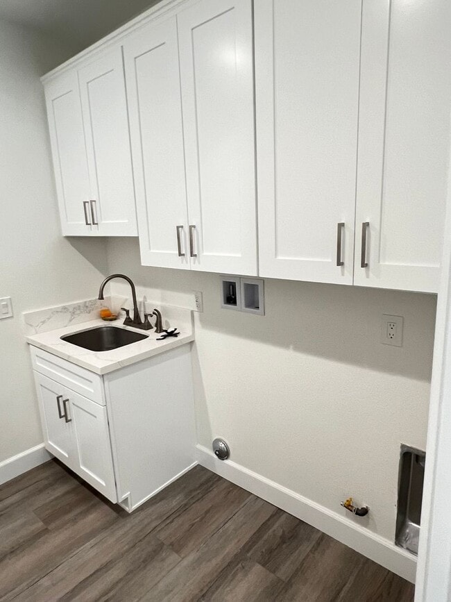 Building Photo - Remodeled North Tustin 4 Bed 3 Bath Ranch Home with Solar!