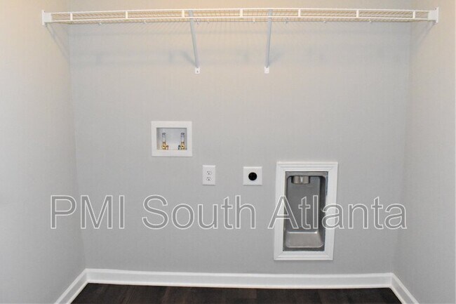 Building Photo - 143 Misty Grove Ln