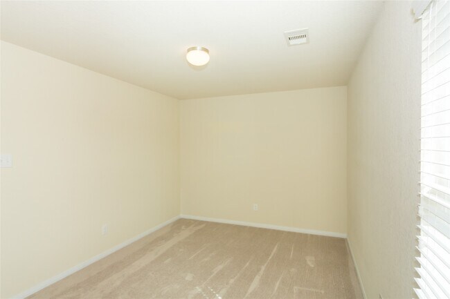 Building Photo - 2535 Elm Crossing Trail