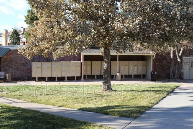 Building Photo - 360 W Rockrimmon Blvd