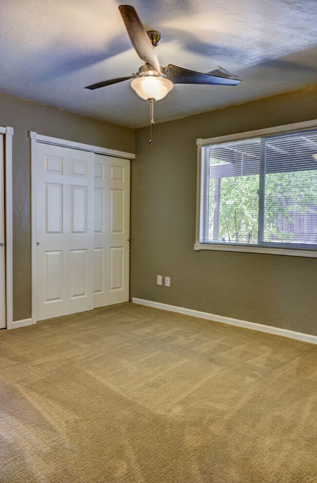 Building Photo - Home for Rent in Prescott!  - Alley Parking