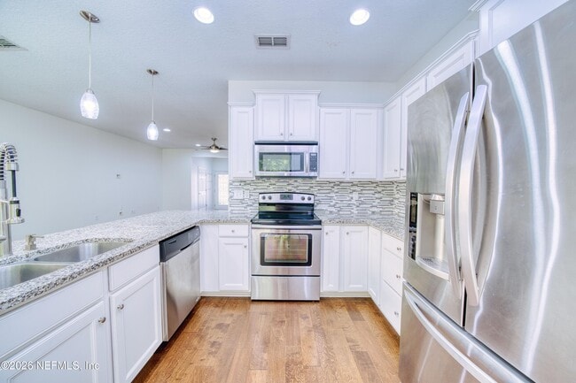 Building Photo - 7019 Coldwater Dr