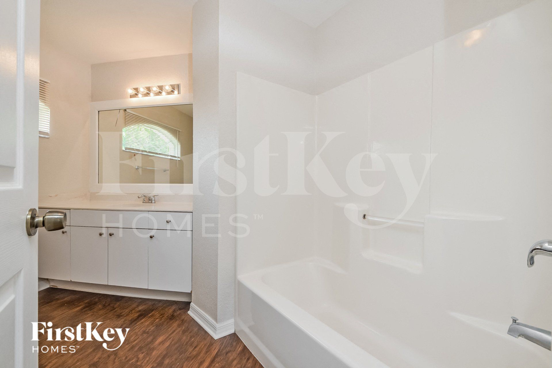 Building Photo - 3474 Tupelo Ave