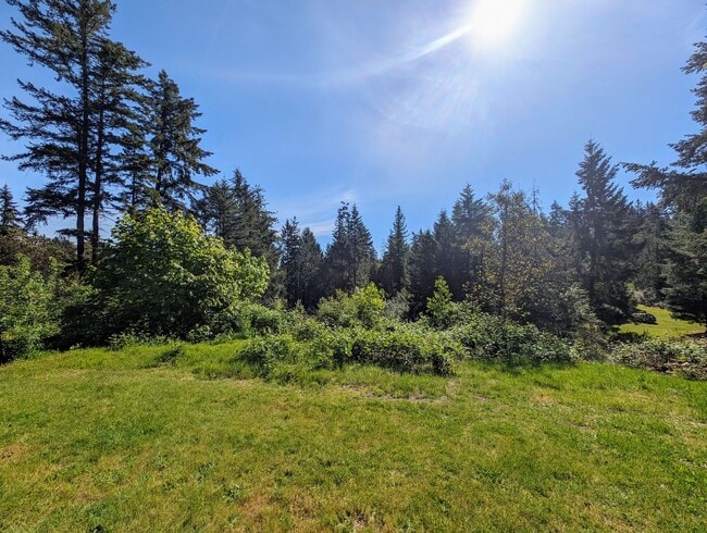 Building Photo - Large 4 Bedroom Home for rent in PO - Over Two Acres and Room to Roam!