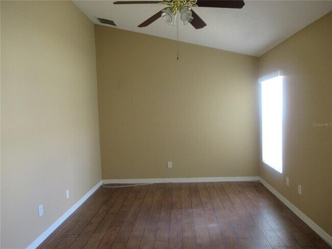 Building Photo - 3024 Samosa Hill Cir