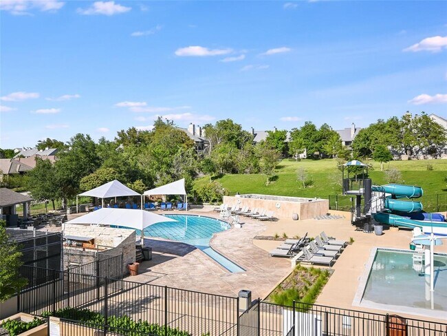 Building Photo - 403 Indianwood Dr