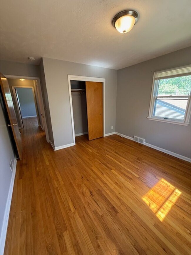 Building Photo - Benson 3 Bedroom!
