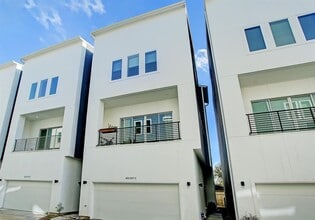 Building Photo - 808 Fisher St