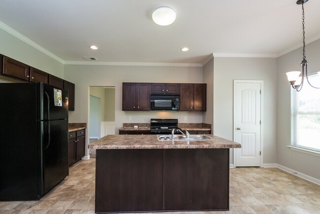 Building Photo - 73 Hamil Ct NW