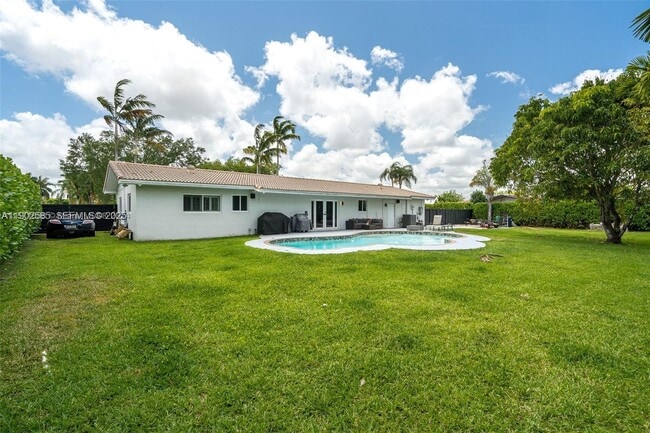 Building Photo - 10841 SW 127th St