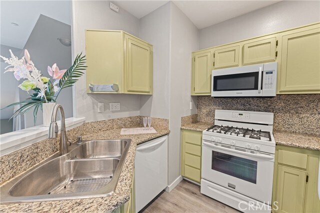 Building Photo - 1602 Elk Grove